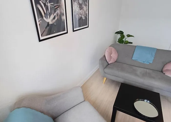 Grand 4 Persons Family 30 With Free Parking